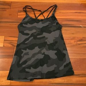 Womens small camo athletic tank top from Old Navy.